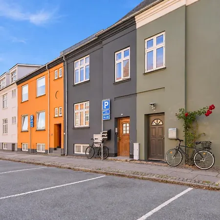 Lys 2-vaerelses I Centrum Apartament Aalborg